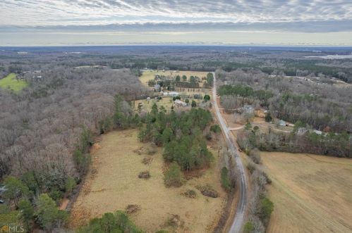 384 Old Airport Rd, Commerce, GA 30529-4348