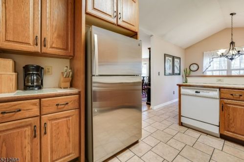 11 Sycamore Ln, Dover NJ  07869-3704 exterior