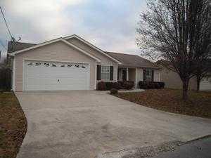 7521 Gary White Rd, Corryton, TN 37721-2531
