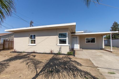 1114 Hilltop Ln, Modesto, CA 95358-2215