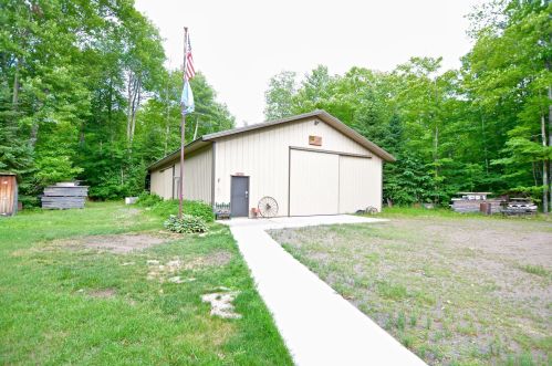 1118 Cary Rd, Scanlon, MN 55720-3337