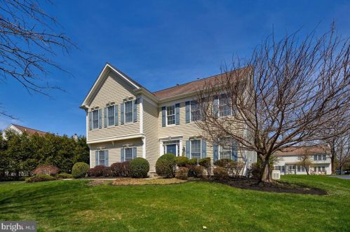 13 Meetinghouse Ct, Princeton, NJ 08540-7730