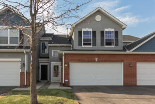 8522 Grove Cir, Prior Lake, MN 55379-8095