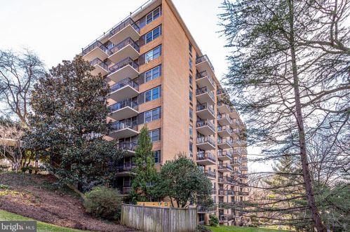 2030 Adams St, Arlington VA  22201-3749 exterior