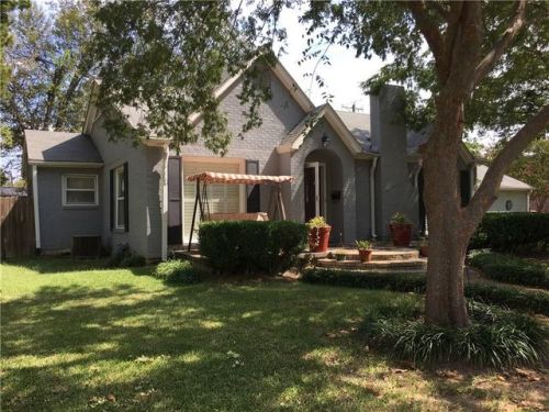 200 1st St, Cooper, TX 75432-1816