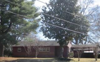 4220 Neely Rd, Memphis, TN 38109-5414