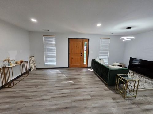 185 Glenrose Cir, Atlanta GA  30354-2375 exterior