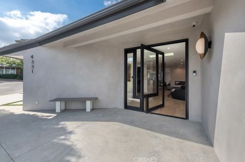 4331 Meadowview Pl, Van Nuys, CA 91436-3328