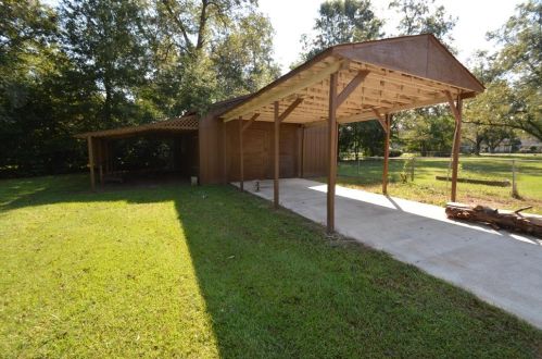 1720 Houston Lake Rd, Kathleen, GA 31047-2215
