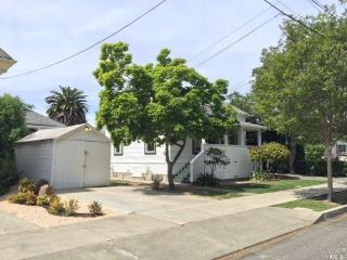 445 Coombs St, Fairfield CA  94559-3342 exterior