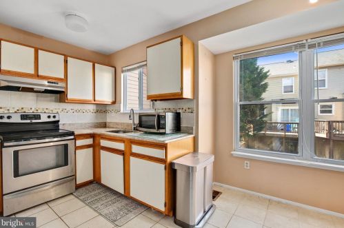4263 Cloudberry Ct, Burtonsville MD  20866-1314 exterior