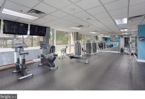 2001 Hamilton St, Philadelphia PA  19130-4298 exterior