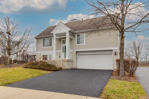 70 Cherbourg Ct, Wheeling, IL 60090-6773