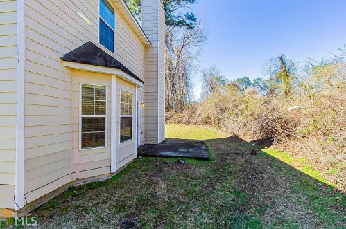 365 Espana St, Atlanta GA  30349-4827 exterior
