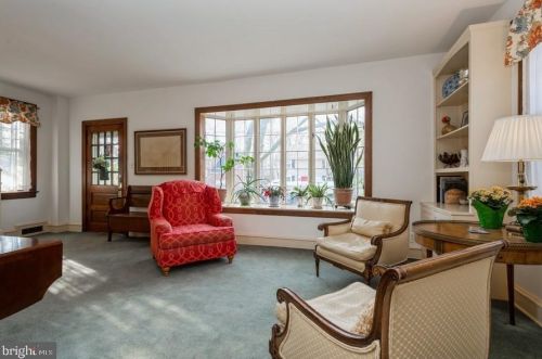 102 Elm Ave, Haddonfield NJ 08033-2537 exterior