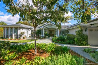 827 Cole Ranch Rd, Encinitas, CA 92024-6614