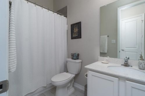 721 Bayshore, Morgans Point TX 77571 exterior