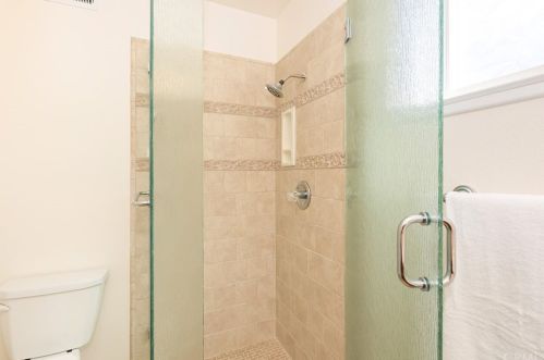 6605 Dorinda Dr, Riverside CA  92503-1110 exterior