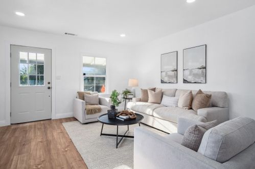 1120 Boynton St, Glendale CA  91205-2828 exterior