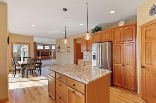 1380 Grace Dr, Saint Paul MN  55123-1971 exterior