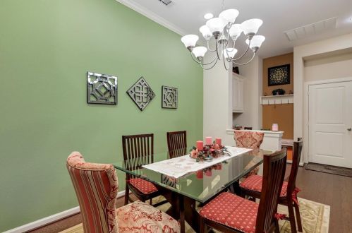 6639 Deleon St, Irving TX  75039-3437 exterior