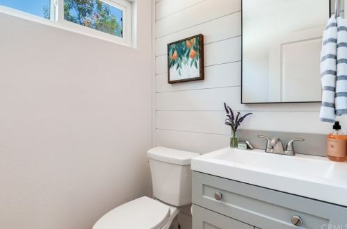 1262 Tiger Tail Dr, Riverside CA  92506-5475 exterior