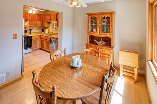 3253 Evergreen Dr, Saint Paul MN  55121-1771 exterior