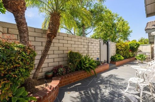 5 Fulton, Irvine CA  92620-3349 exterior