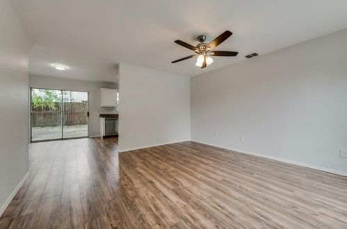 9905 Crystal Valley Way, Dallas TX  75227-5235 exterior