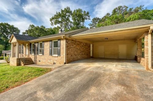3025 Carrie Dr, Kennesaw, GA 30144-2819