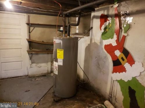 302 Fleet St, Primrose PA 17901-3726 exterior