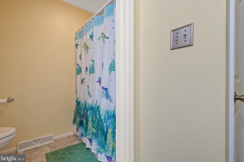 136 Pinnacle Point Dr, Lancaster PA  17601-1771 exterior