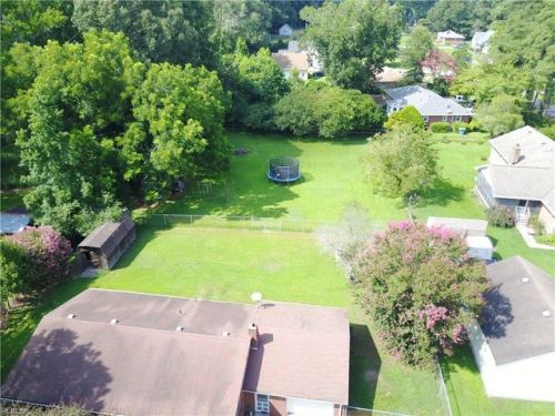 124 Benefit Rd, Chesapeake, VA 23322-2339