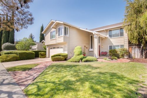 653 Brenda Lee Dr, San Jose, CA 95123-5503