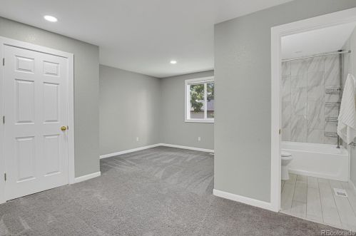 19475 Purdue Pl, Denver CO  80013-4523 exterior