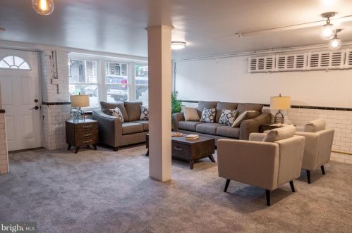 131 Ross St, Lancaster PA  17602-1926 exterior