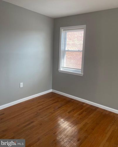 1981 Hunting Park Ave, Philadelphia PA 19140-2827 exterior