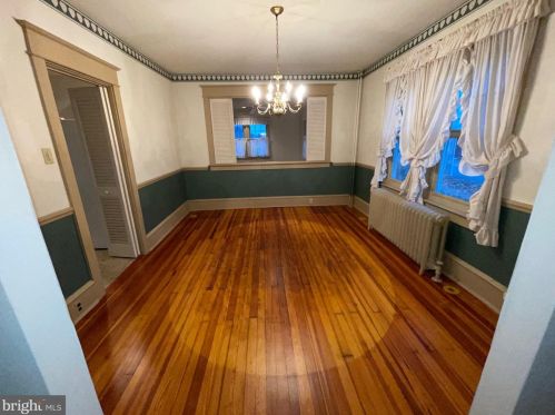 131 Marne Ave, Haddonfield NJ 08033-1443 exterior