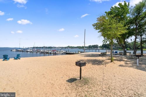 26 Sunset Dr, Severna Park MD 21146-3230 exterior