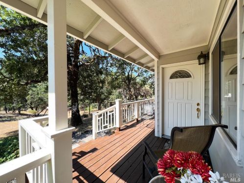 3500 Chinquapin Dr, Willits, CA 95490-7712