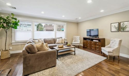 30 Highland Ave, Maplewood NJ  07040-1844 exterior