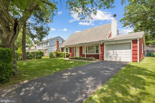 84 Gainscott Ln, Willingboro, NJ 08046-3004