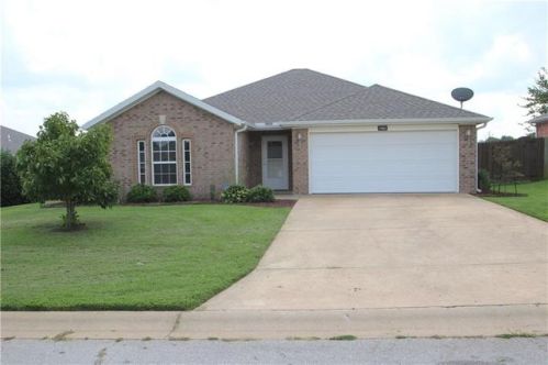 1121 Maplewood Dr, Centerton, AR 72719-9717