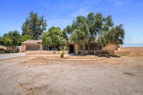19900 Terray Ct, Riverside, CA 92508-9400