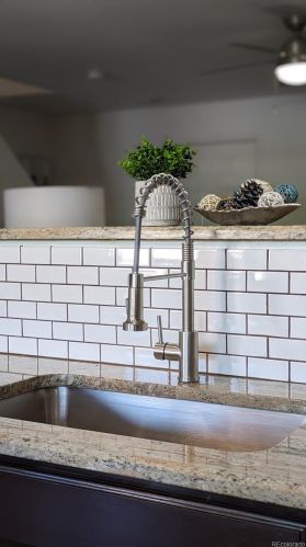 7819 Kittredge Cir, Englewood CO 80112-4643 exterior