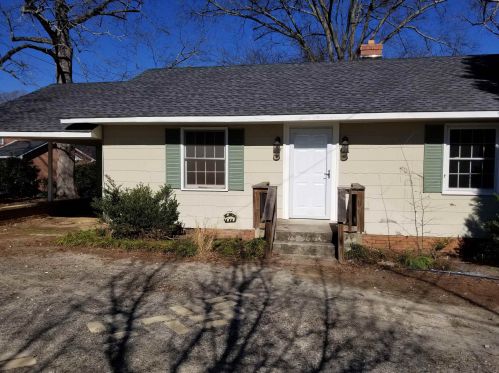 121 First St, Hartwell, GA 30643-2118