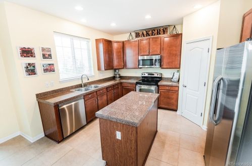 26042 Geddes Cir, Aurora CO exterior