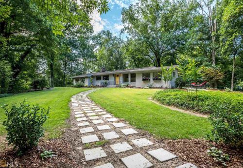555 Martha Berry Hwy, Armuchee, GA 30105