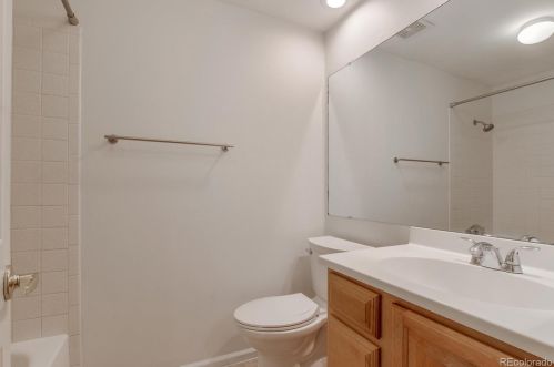 6909 Briarwood Dr, Englewood CO 80112-1160 exterior