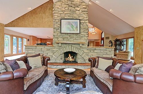 11549 87th St, Willowbrook IL  60527-6401 exterior